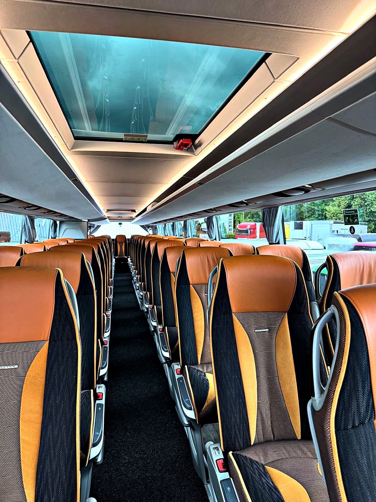 Panorama-Glasdach – Interieur, Setra