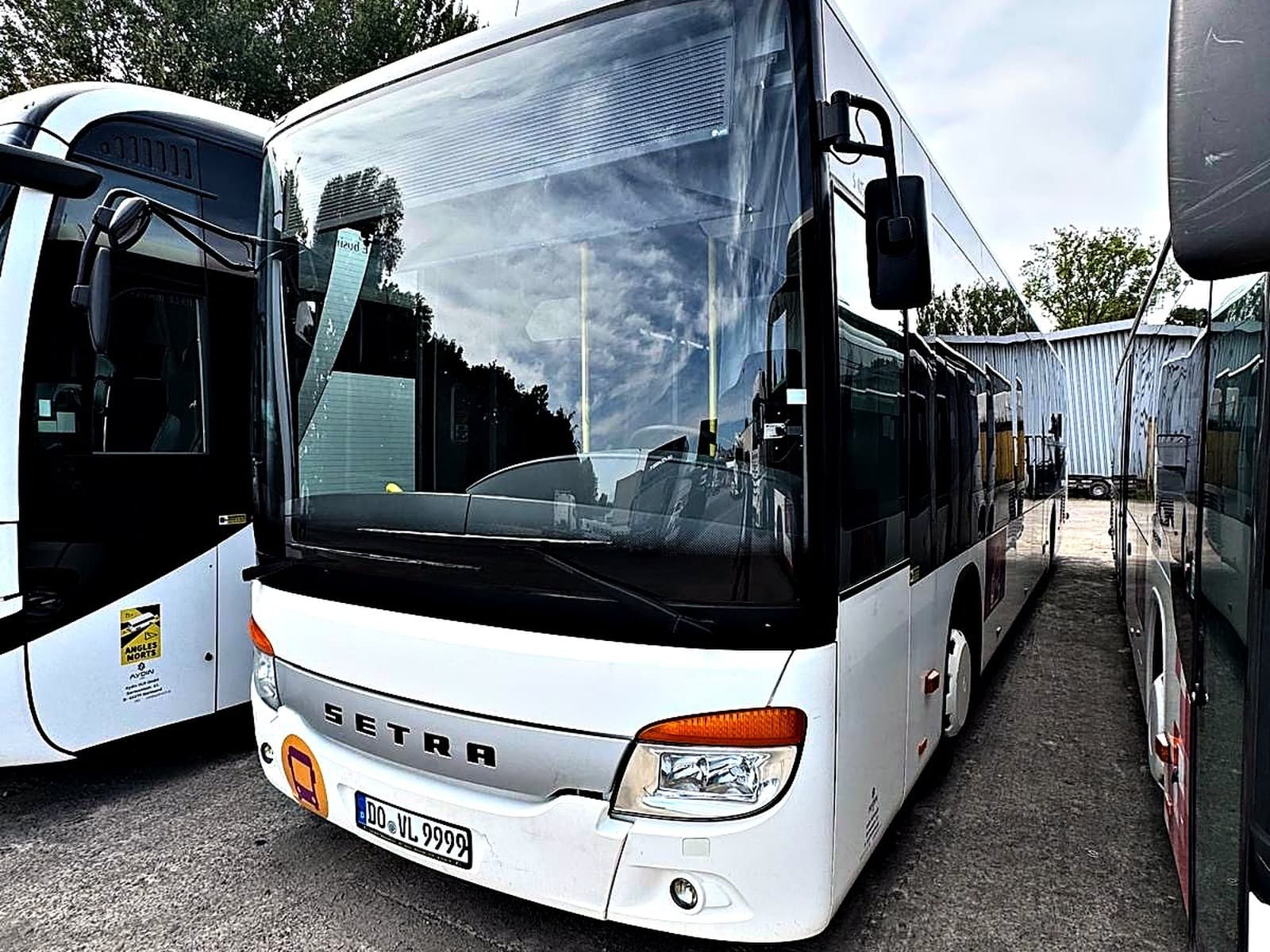 Setra Überlandbus DO VL 9999 auf dem Betriebshof von Big Bus Europa